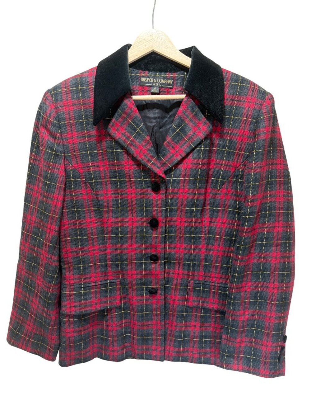 Kasper & Company Vintage 90s Red Tartan Plaid Blazer With Black Velvet Collar & - Picture 2 of 7